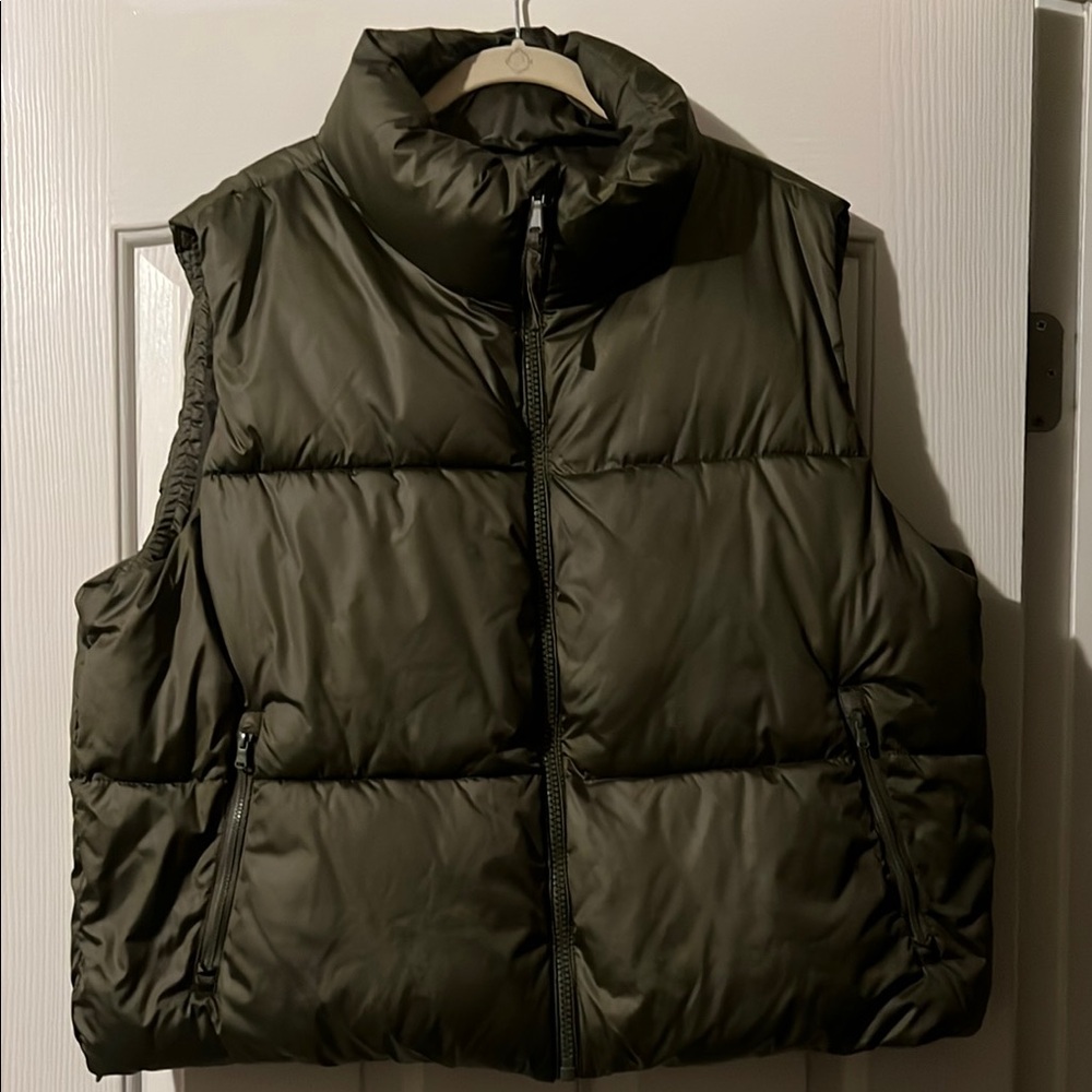 Old Navy Olive Green Puffer Vest